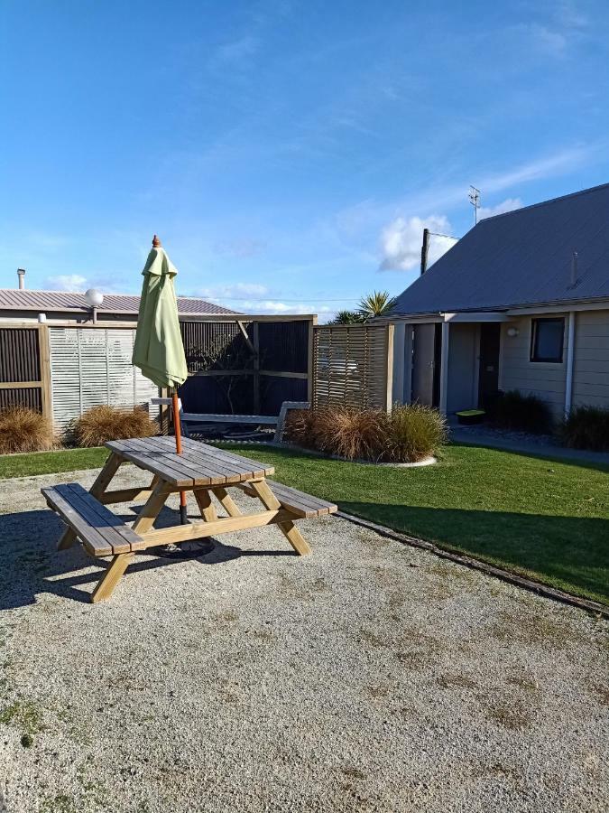 Riverbend Family Lodge Napier Exterior photo